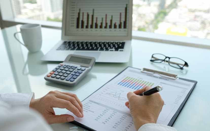 الرقابة والتدقيق على الأداء الوظيفي